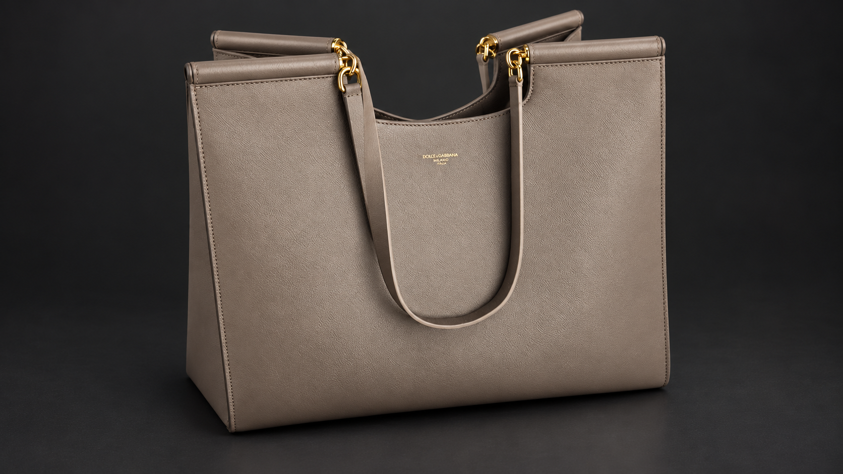 Сумка Dolce & Gabbana Sicily shopper large цвета тауп после проклейки ручек и реставрации урезов в MYST