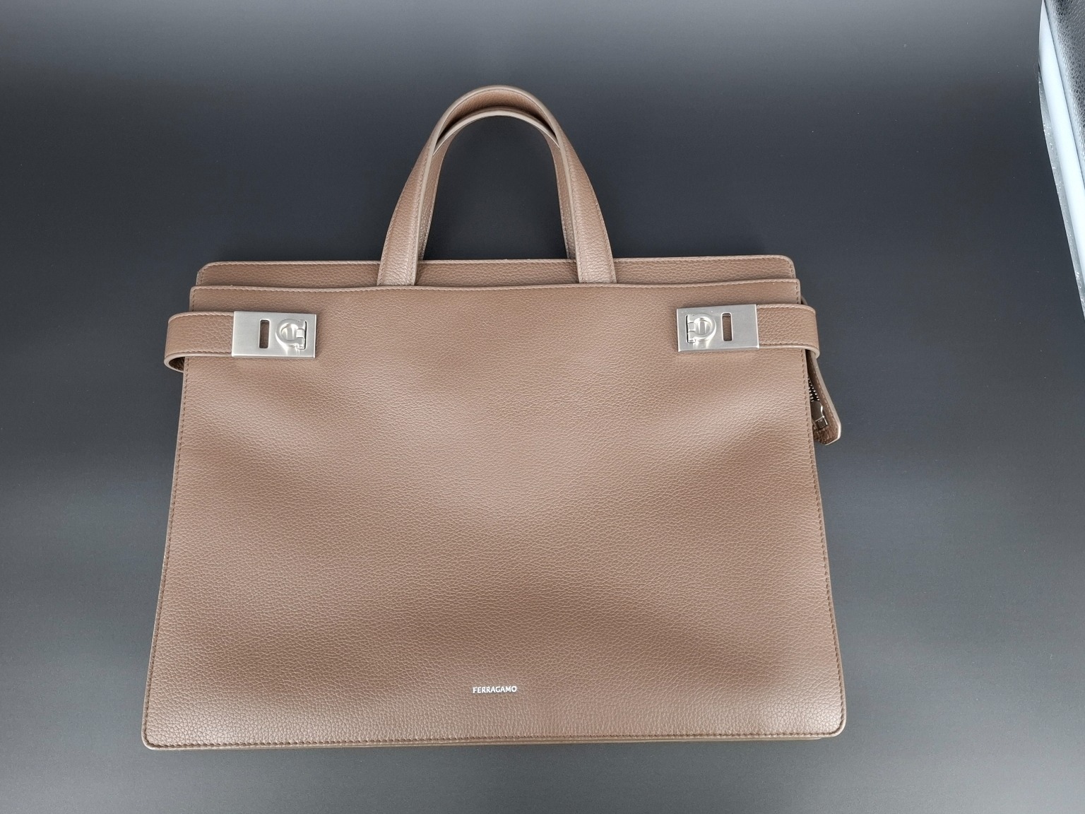 Мужской портфель Ferragamo Gancini Briefcase