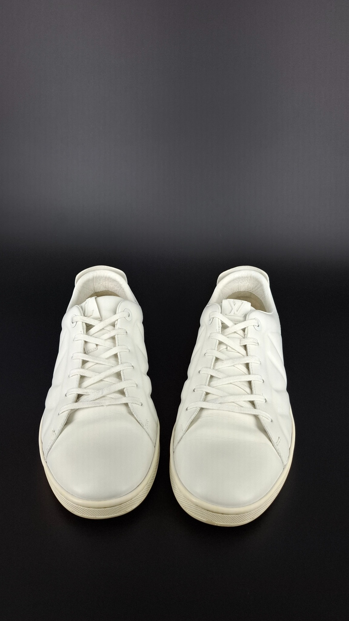 Louis Vuitton Beverly Hills Sneaker после чистки и восстановления цвета в MYST